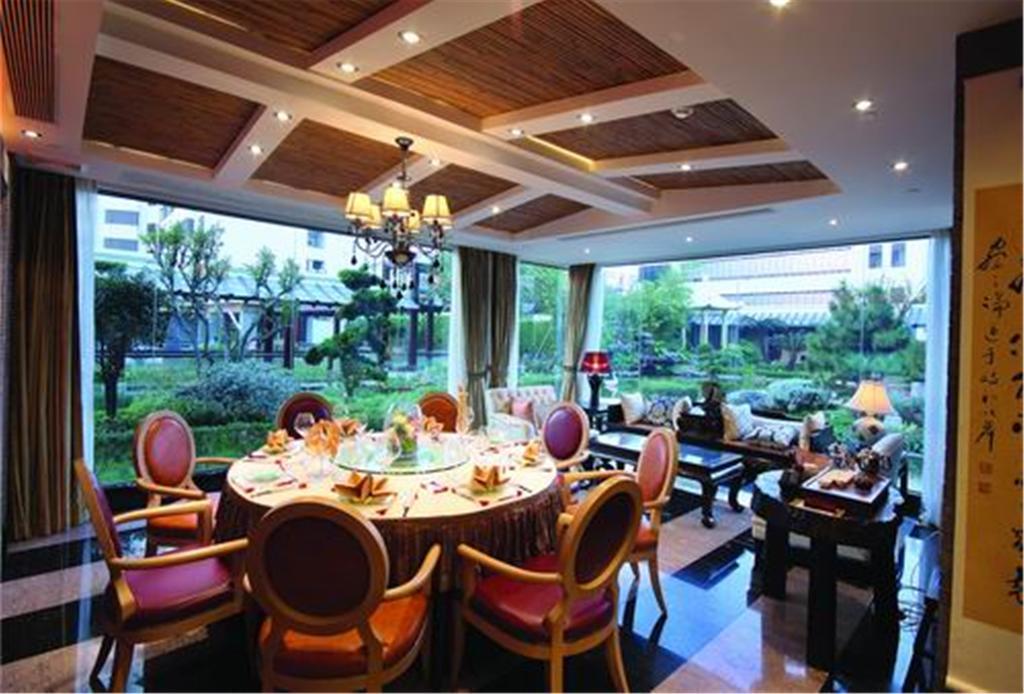 Zhongshan International Hotel Экстерьер фото